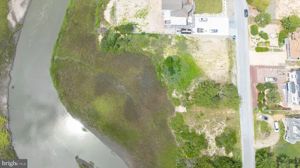 $1,514,999 | 2851 South Bayshore Drive, Milton, DE 19968