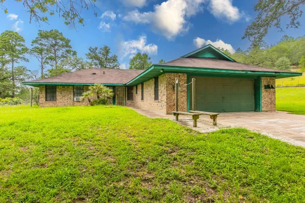 $465,000 | 136 Redbird Lane, Smithville, TX 78957