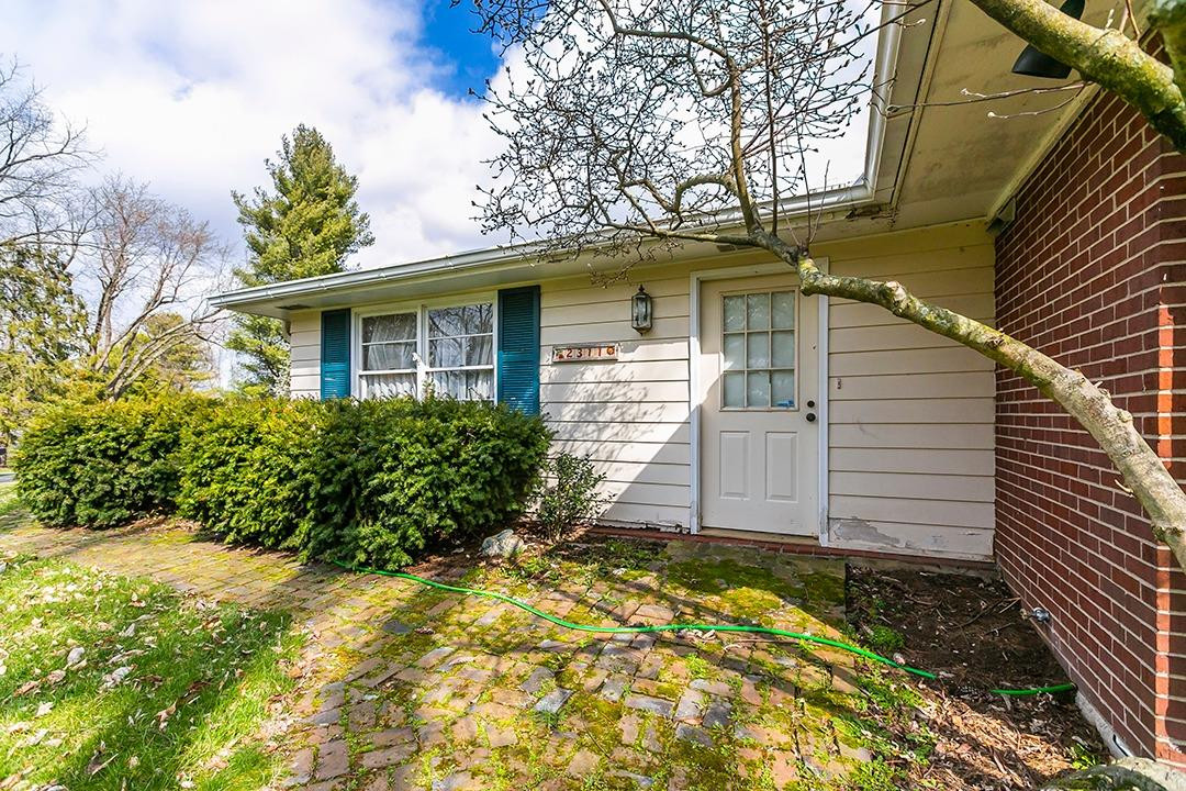 2299 Hume Road Lexington, KY 40516 - Photo 7 of 78 Photo 7