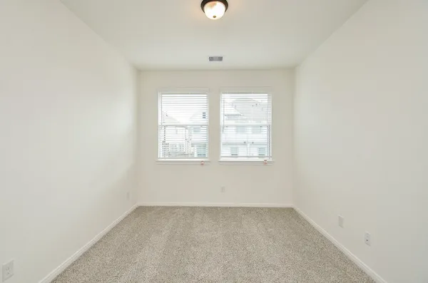 $1,975 | 130 East Coralburst Loop, Montgomery, TX 77316