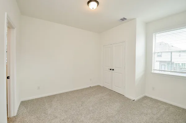 $1,975 | 130 East Coralburst Loop, Montgomery, TX 77316