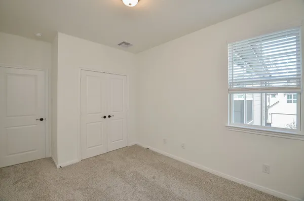 $1,975 | 130 East Coralburst Loop, Montgomery, TX 77316