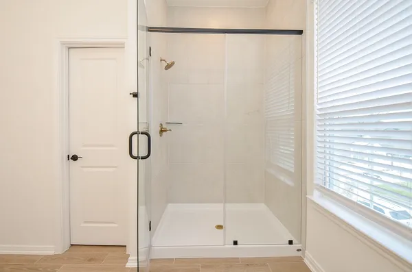 $1,975 | 130 East Coralburst Loop, Montgomery, TX 77316