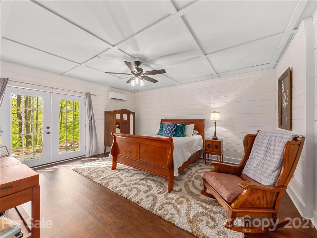 11 Hemlock Rdg Road Leicester, NC 28748 - Photo 22 of 33 Gallery Image 22