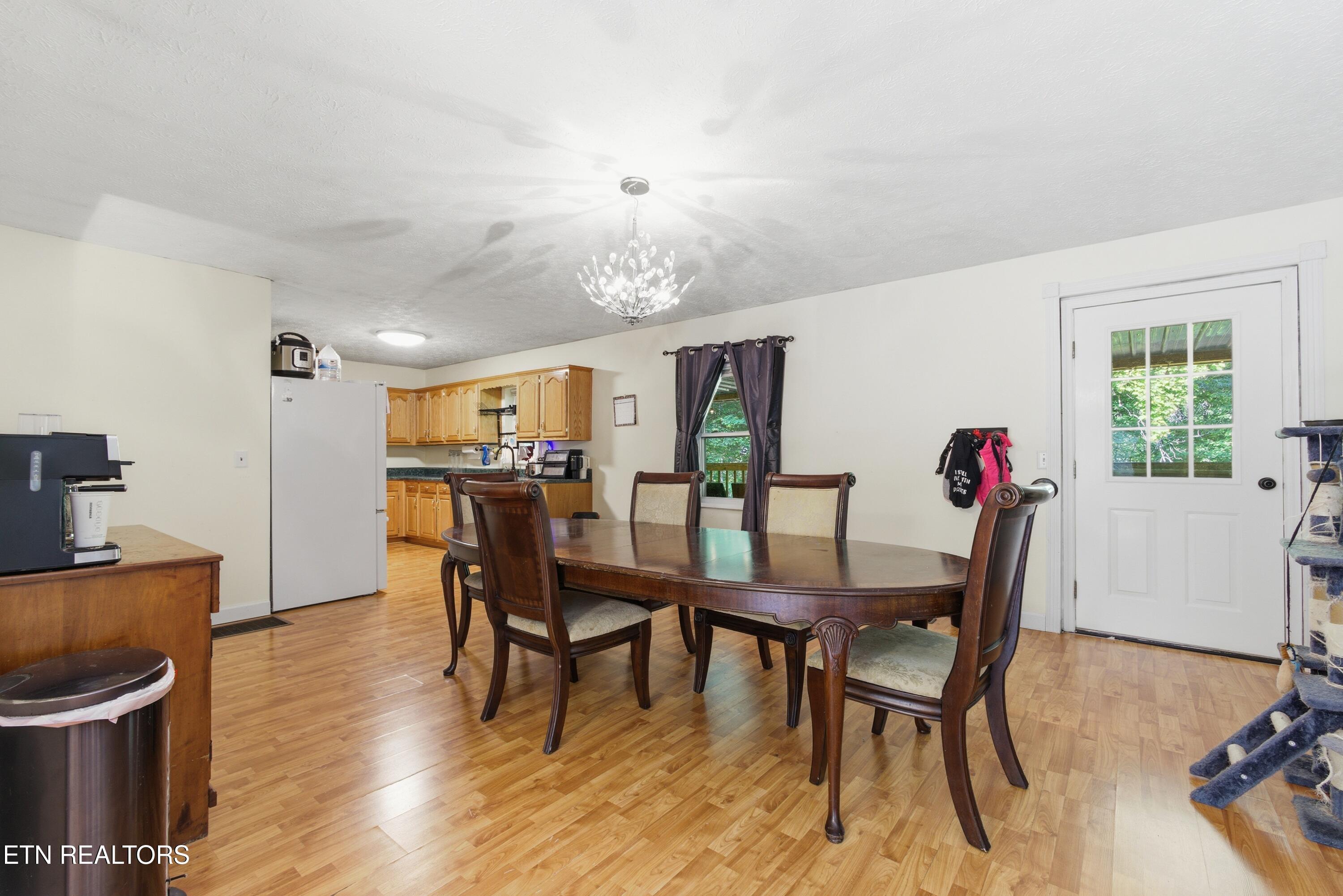 140 Walnut Street Deer Lodge, TN 37726 - Photo 15 of 37 476W9811