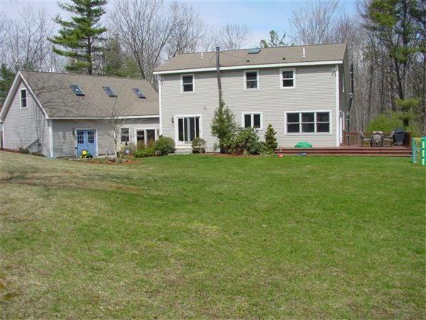 156 Gould Road Charlton, MA 01507 - Photo 21 of 22 Gallery Image 21