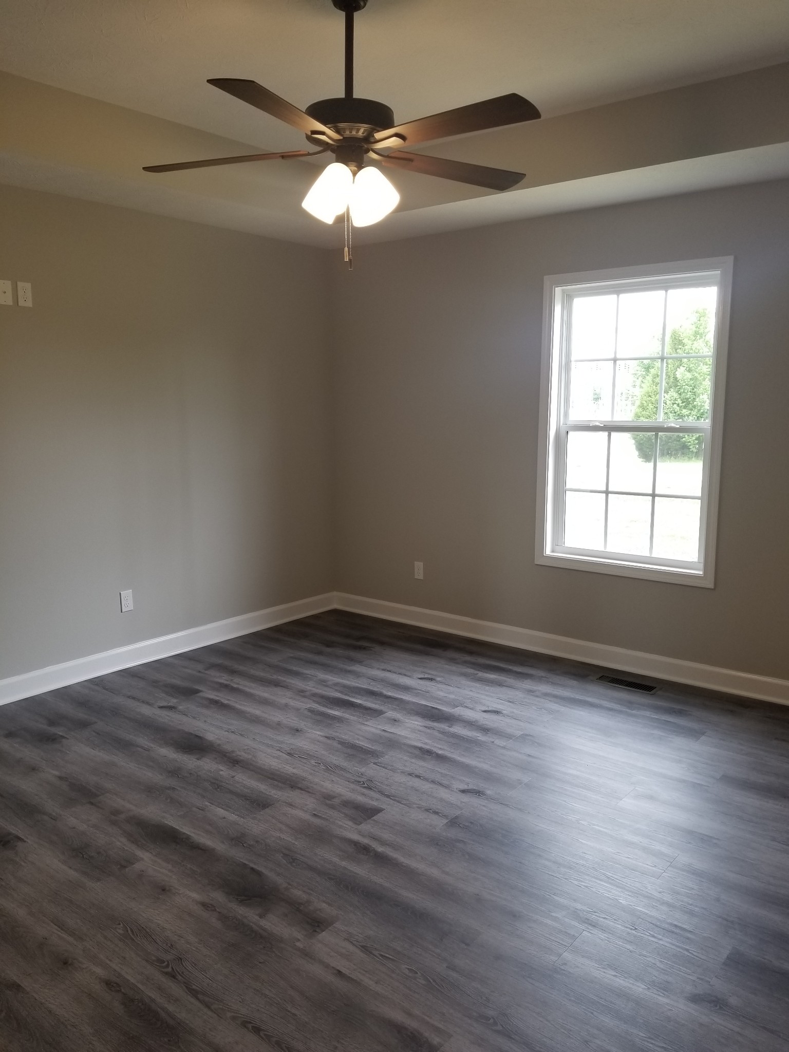 4556 Long Creek Road Lafayette, TN 37083 - Photo 11 of 25 Gallery Image 11