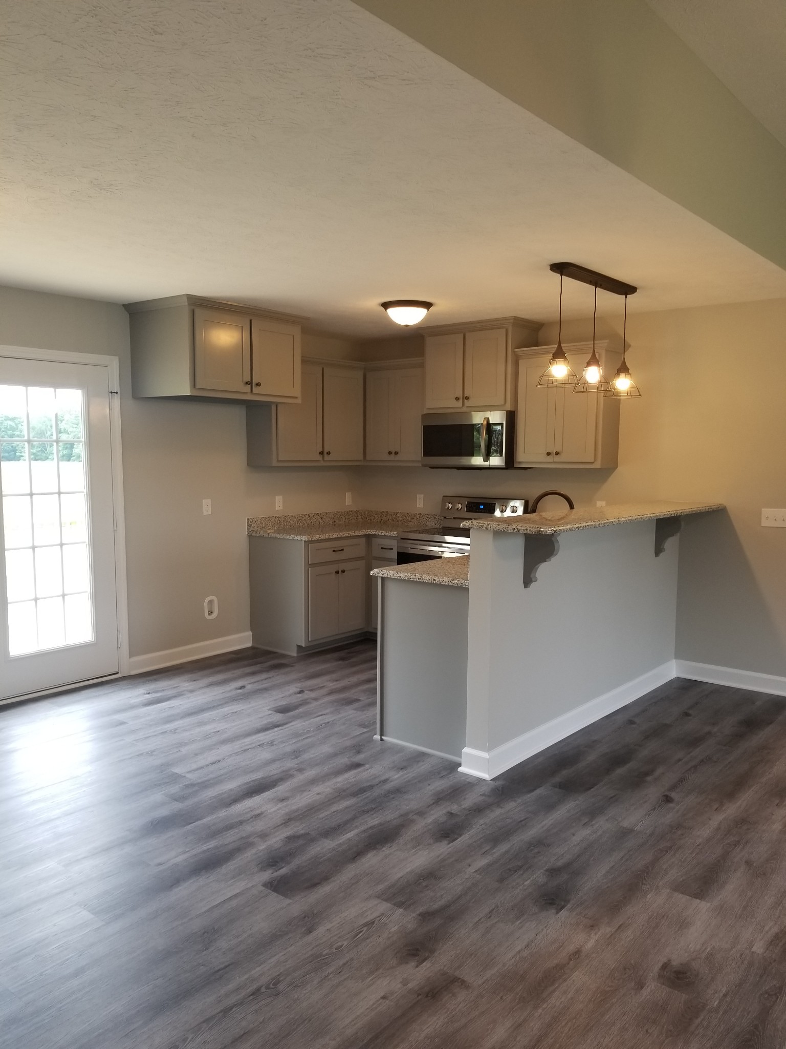 4556 Long Creek Road Lafayette, TN 37083 - Photo 6 of 25 Gallery Image 6
