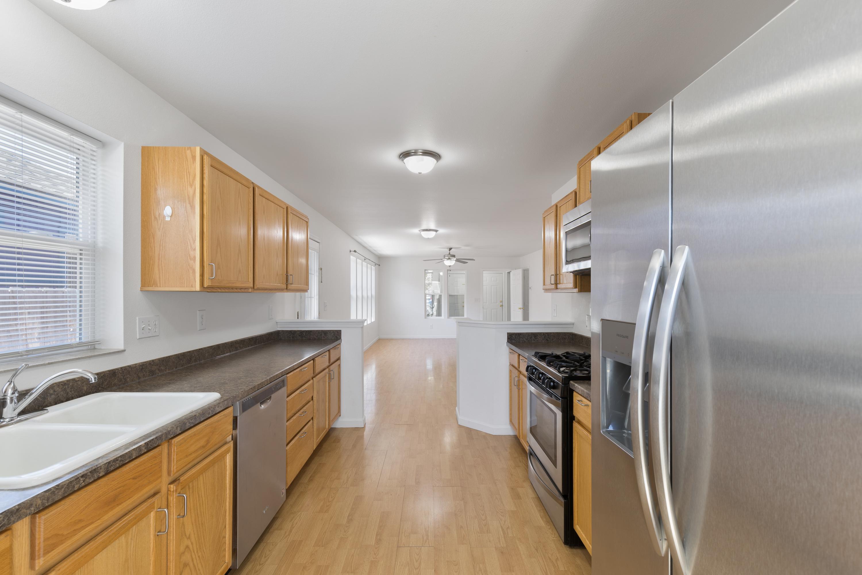 61254 Blakely Road Bend, OR 97702 - Photo 10 of 22 Kitchen