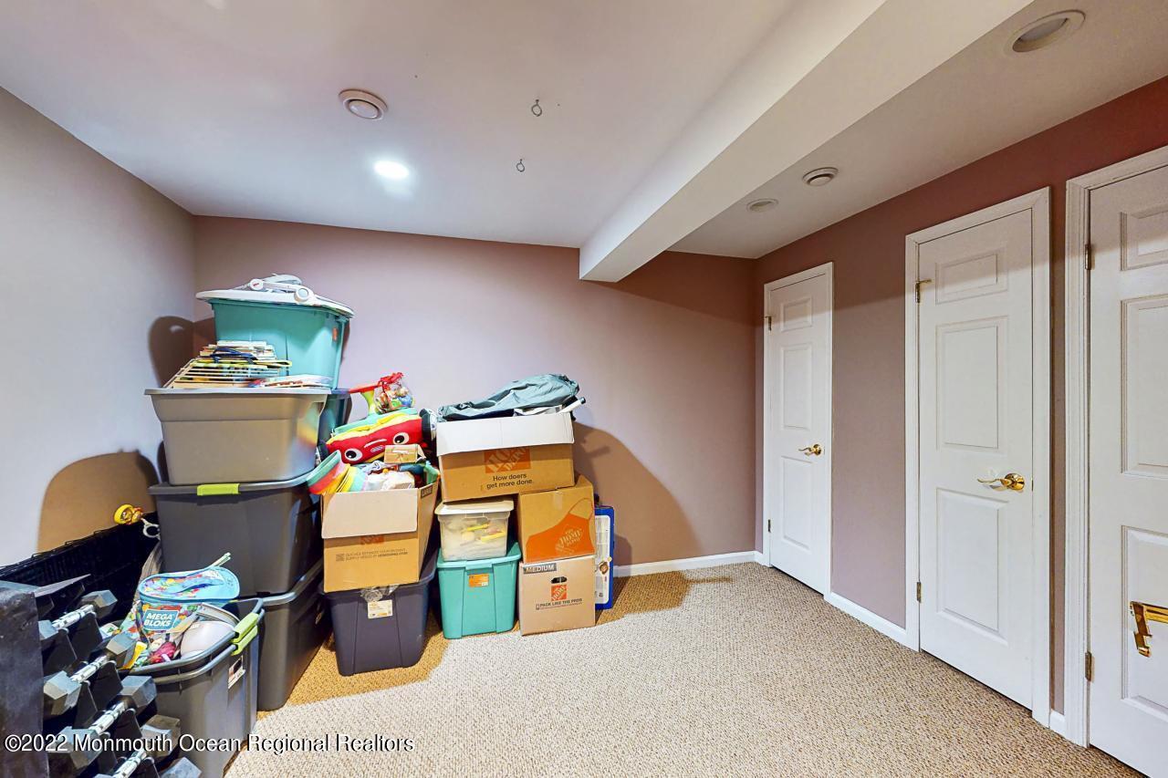 39 Violet Circle Howell, NJ 07731 - Photo 33 of 39 Another Flex Room
