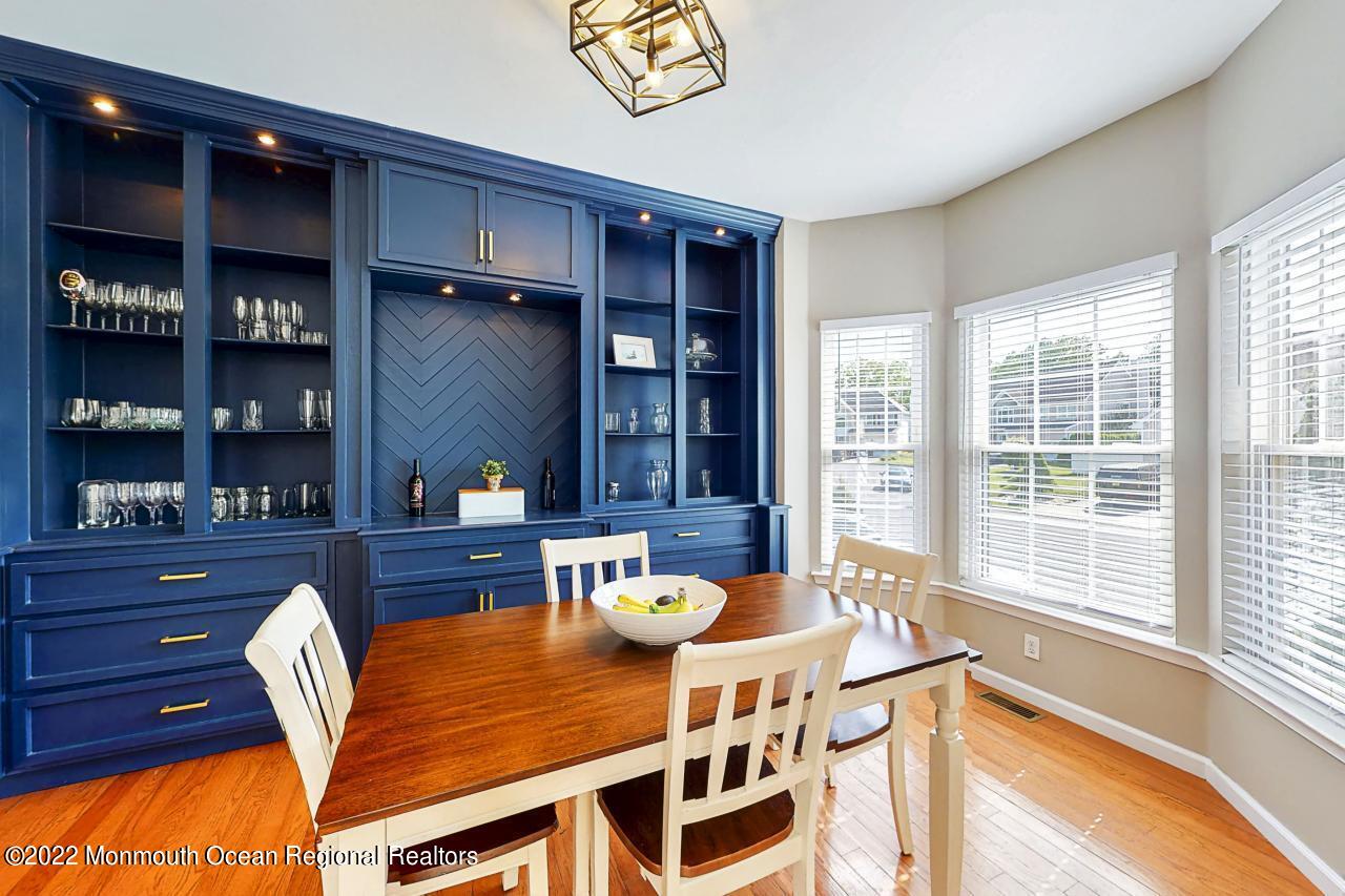39 Violet Circle Howell, NJ 07731 - Photo 6 of 39 Bay Window in DR