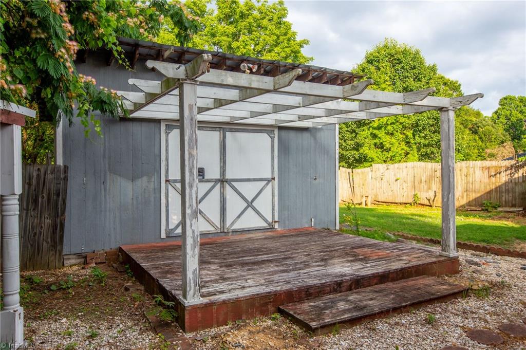 2105 Baltimore Street High Point, NC 27263 - Photo 12 of 30 Gallery Image 12