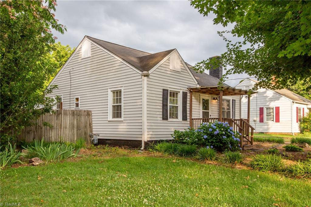 2105 Baltimore Street High Point, NC 27263 - Photo 4 of 30 Gallery Image 4