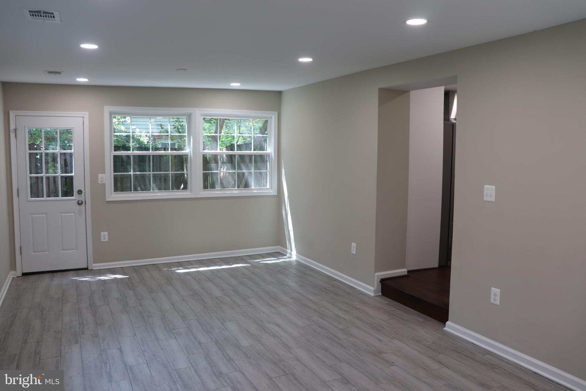 5504 Hinton Street Springfield, VA 22151 - Photo 8 of 30