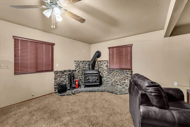 a view of a storage & utility room with washer and dryer