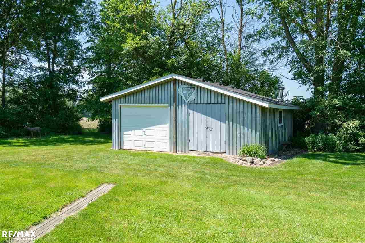 17130 Irwin Road Armada, MI 48005 - Photo 37 of 44 31385493-36.JPG
