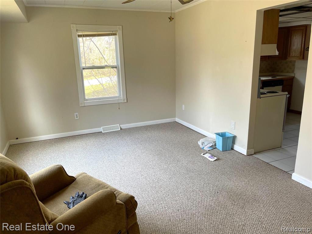 230 North Alice Avenue Rochester, MI 48307 - Photo 8 of 14