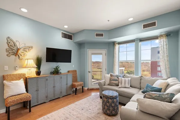 $559,900 | 36 Village Middleton Ma, Unit 506, Middleton, MA 01949