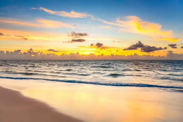 $38,500,000 | 880 South Ocean Boulevard, Manalapan, FL 33462