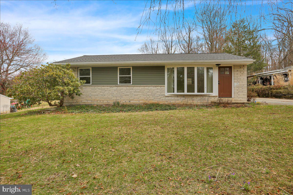 2830 South Hill Camp Road Pottstown, PA 19465 - Photo 2 of 22