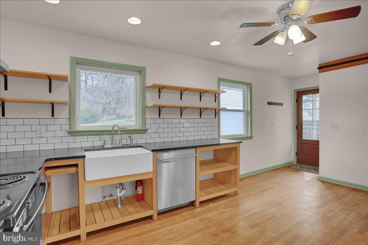 2830 South Hill Camp Road Pottstown, PA 19465 - Photo 9 of 22