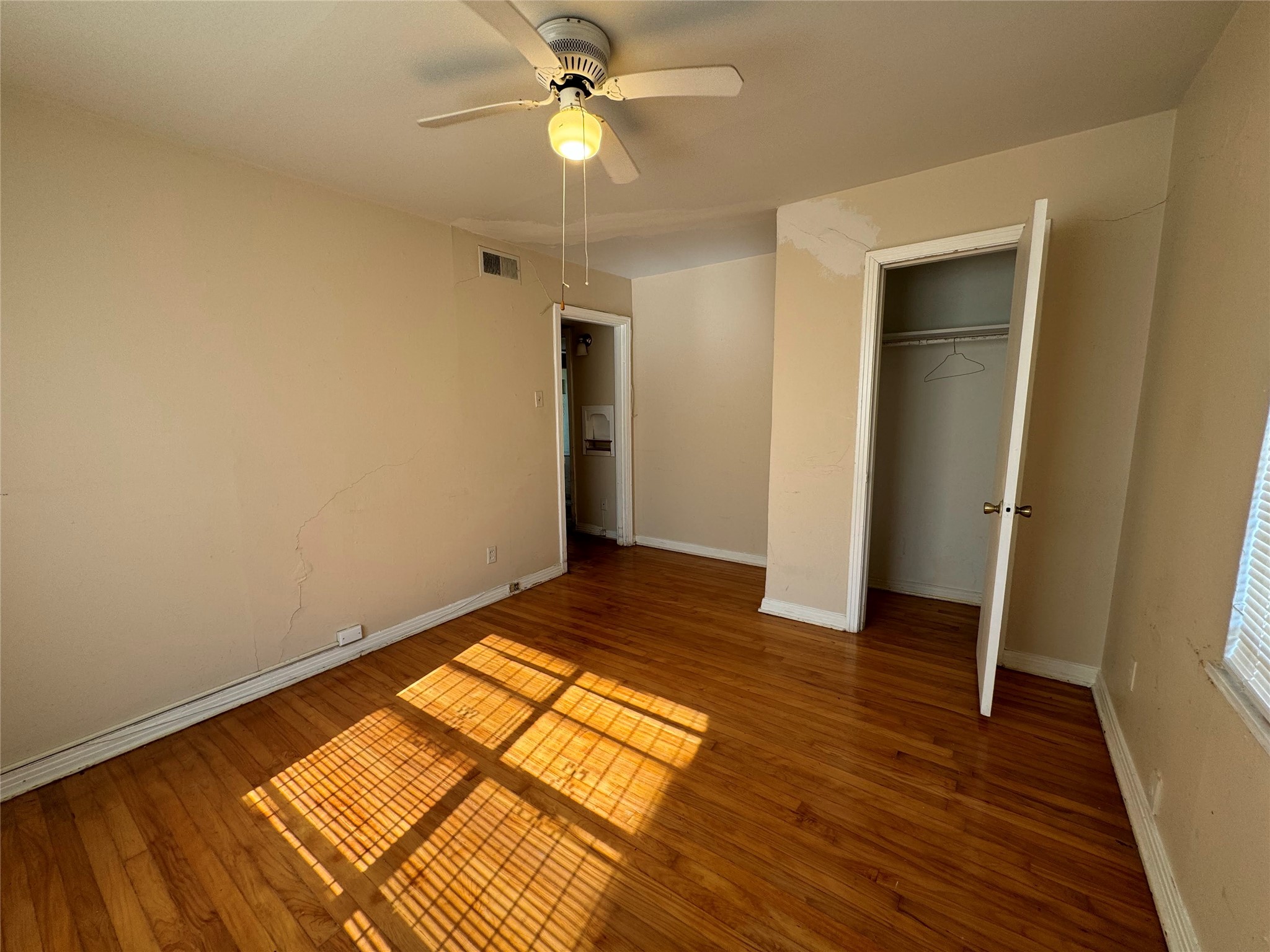 3233 Rosedale Street Houston, TX 77004 - Photo 6 of 21