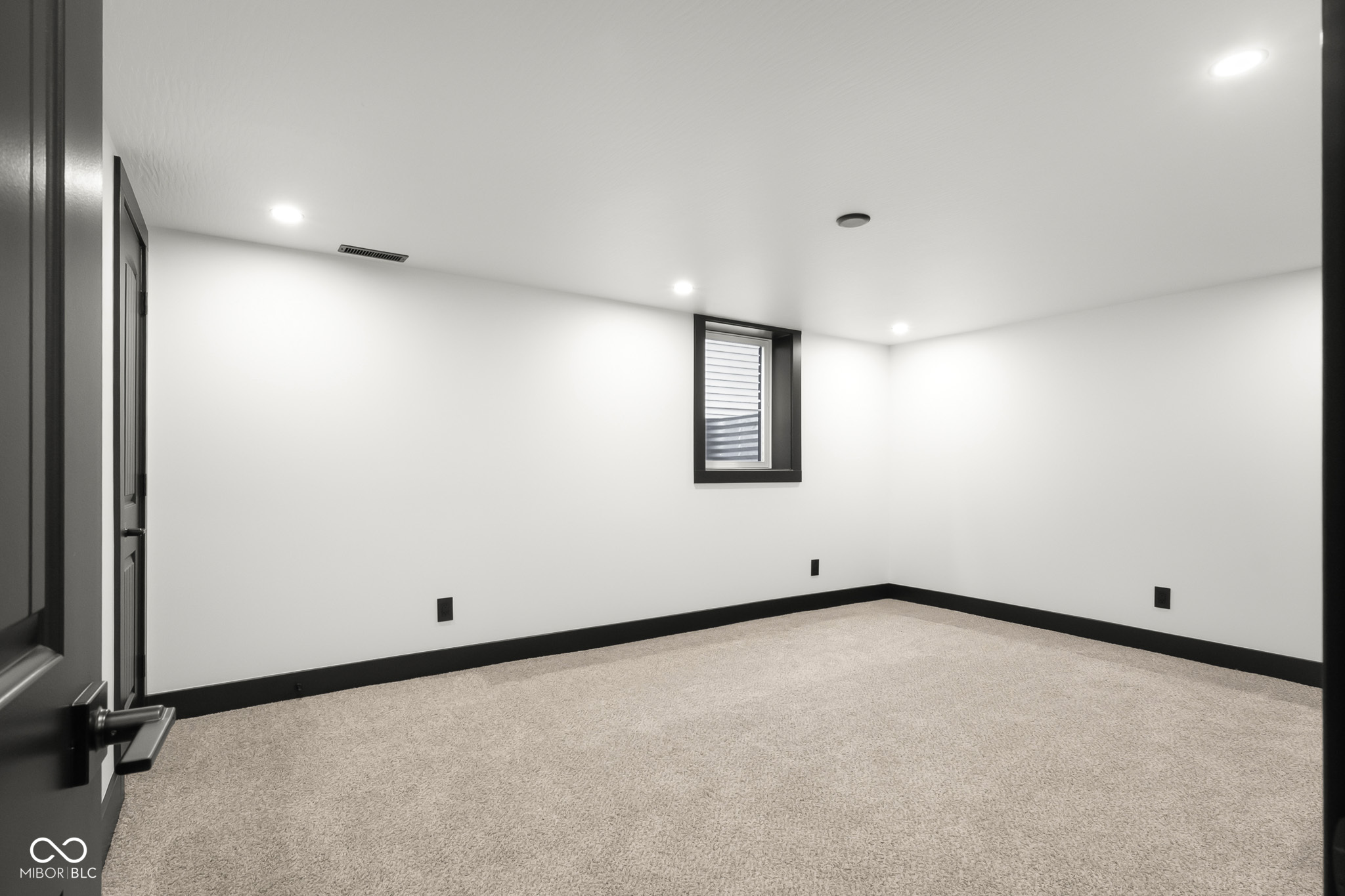 1647 Washington Street Columbus, IN 47201 - Photo 60 of 79
