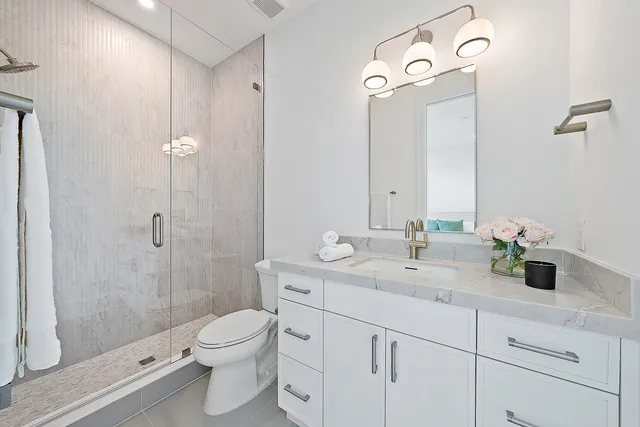 $9,400,000 | 19505 Southeast Turnbridge Drive, Jupiter, FL 33458