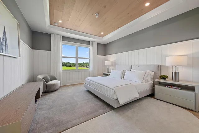 $9,400,000 | 19505 Southeast Turnbridge Drive, Jupiter, FL 33458