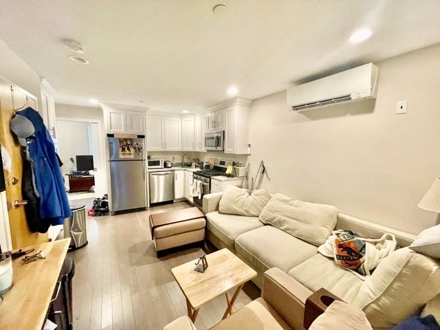3 Stillman Place, Unit 3 Boston, MA 02113 - Photo 2 of 17