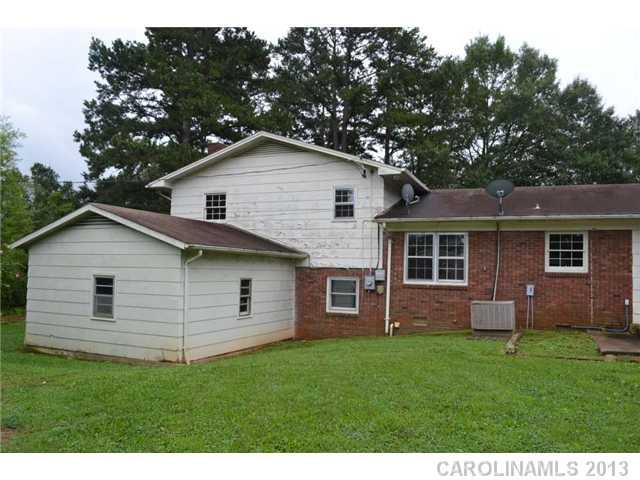 731 Cemetery Loop Hickory, NC 28601 - Photo 2 of 14 Gallery Image 2