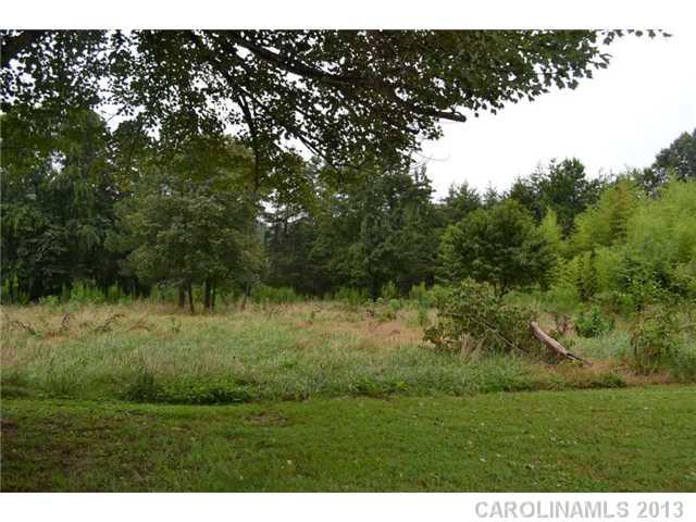731 Cemetery Loop Hickory, NC 28601 - Photo 3 of 14 Gallery Image 3