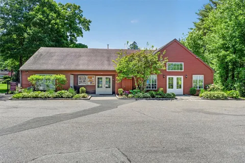 $425,000 | 204 Autumn Lane, Brewster, NY 10509