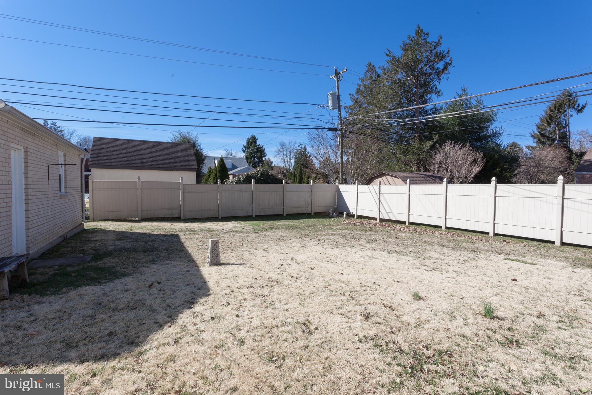 416 Blair Road Springfield, PA 19064 - Photo 28 of 29 Large Fenced Yard