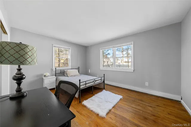 $939,800 | 165 5th Street, St. James, NY 11780