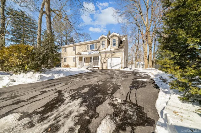 $939,800 | 165 5th Street, St. James, NY 11780