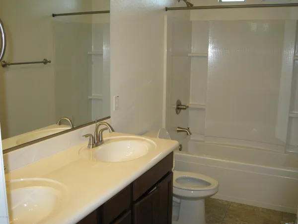 $3,650 | 3532 East Bart Street, Gilbert, AZ 85295