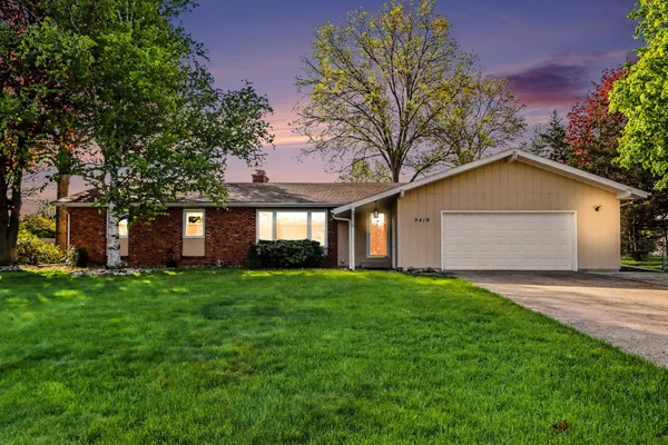 $389,900 | 9419 Oakview Drive, Portage, MI 49024