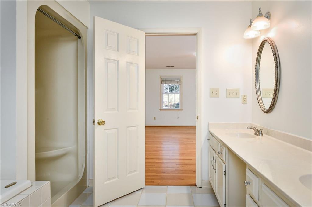 4850 Bent Ridge Lane Clemmons, NC 27012 - Photo 28 of 39 Gallery Image 28