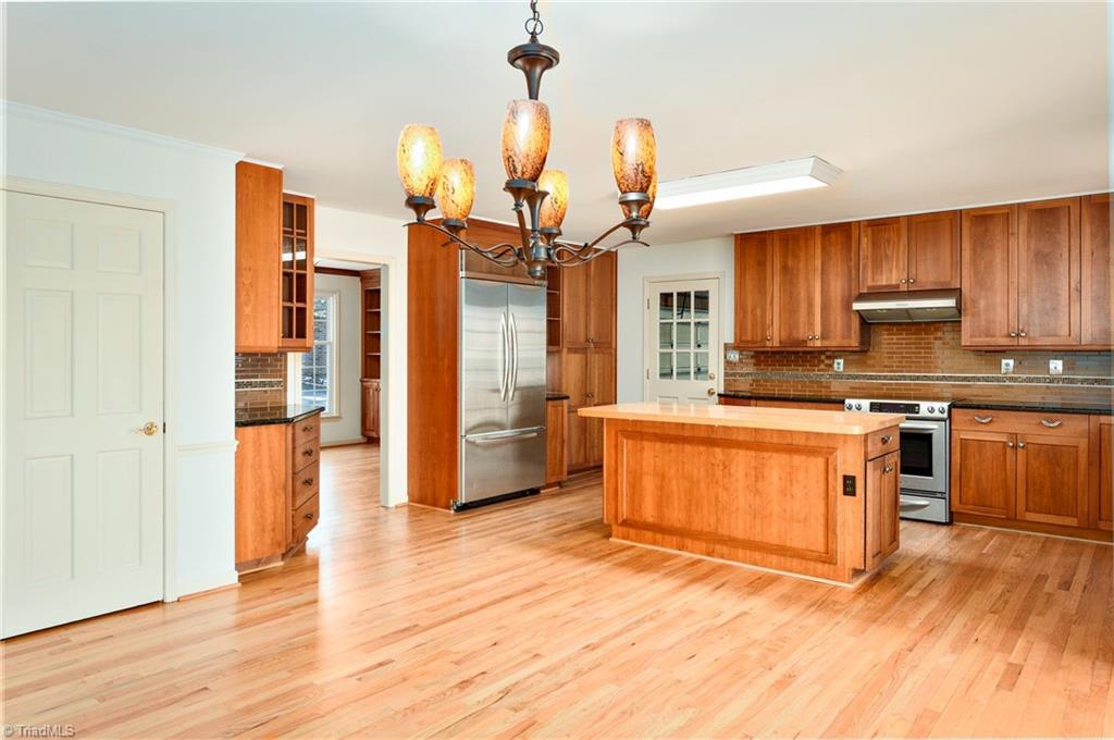 4850 Bent Ridge Lane Clemmons, NC 27012 - Photo 9 of 39 Gallery Image 9
