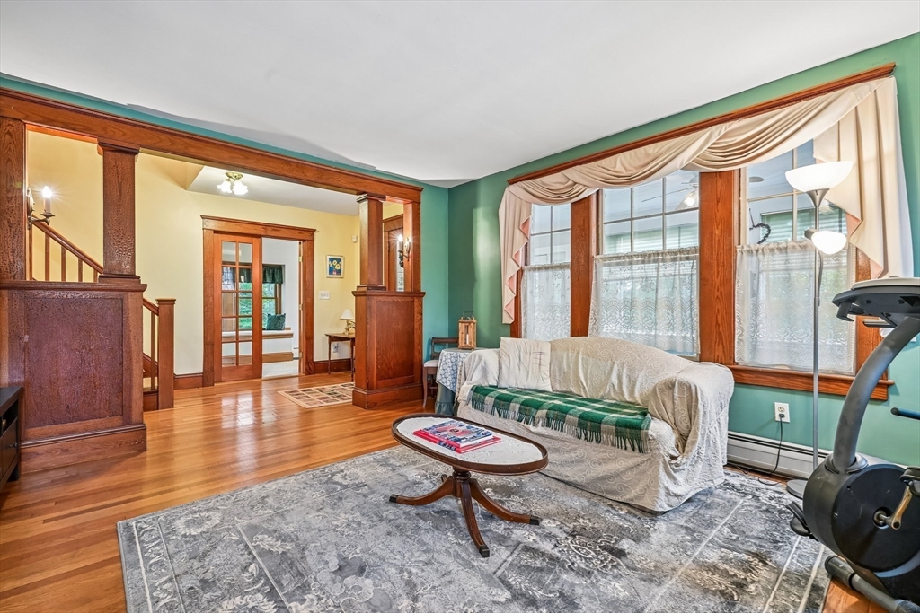 615 Mammoth Road Dracut, MA 01826 - Photo 7 of 41