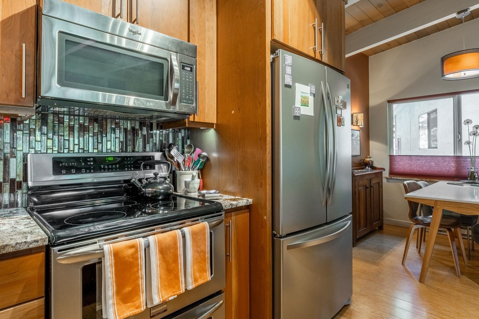 50 Hidden Valley Road, Unit 16 Mammoth Lakes, CA 93546 - Photo 13 of 58