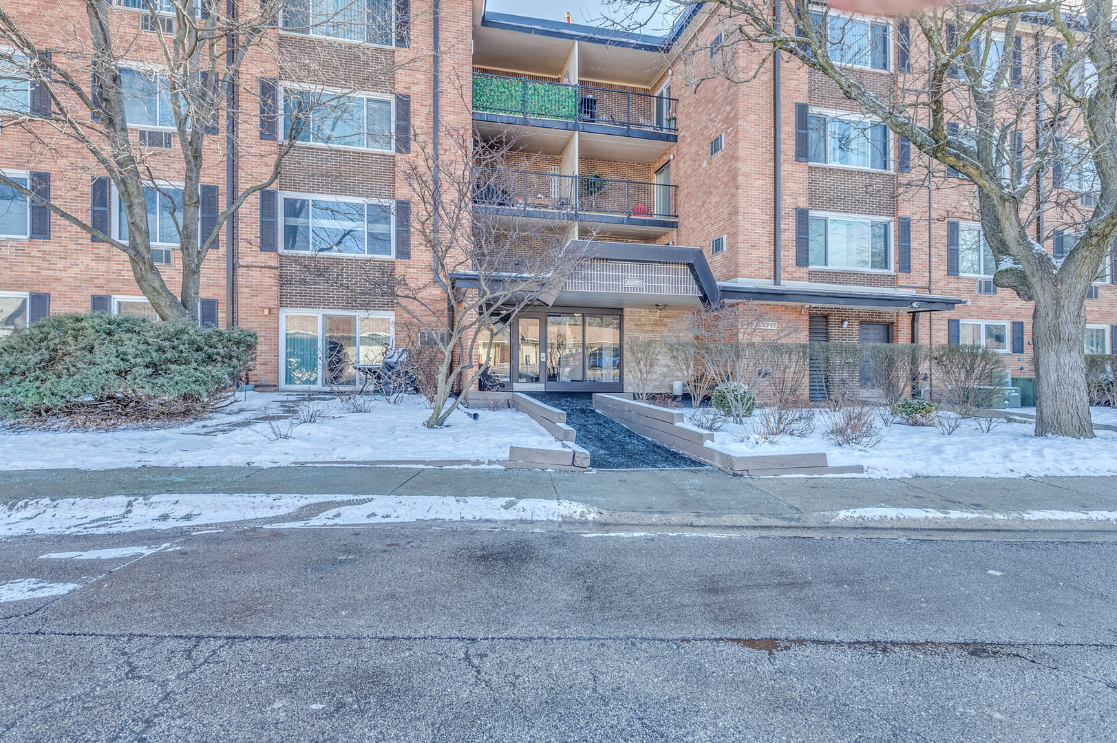 1107 South Old Wilke Road, Unit 103 Rolling Meadows, IL 60005 - Photo 1 of 1
