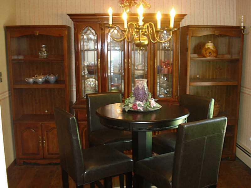 201 Smock Road Smock, PA 15480 - Photo 3 of 18 Dining Room. Country decor style Dining Room