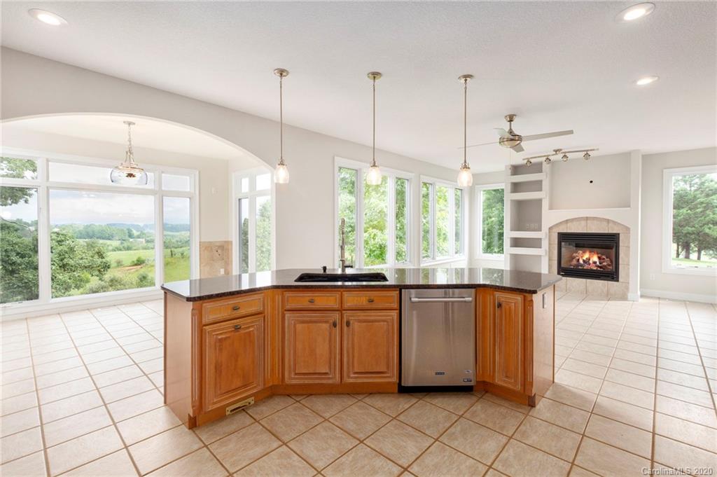207 Monticello Road Weaverville, NC 28787 - Photo 20 of 48 Gallery Image 20
