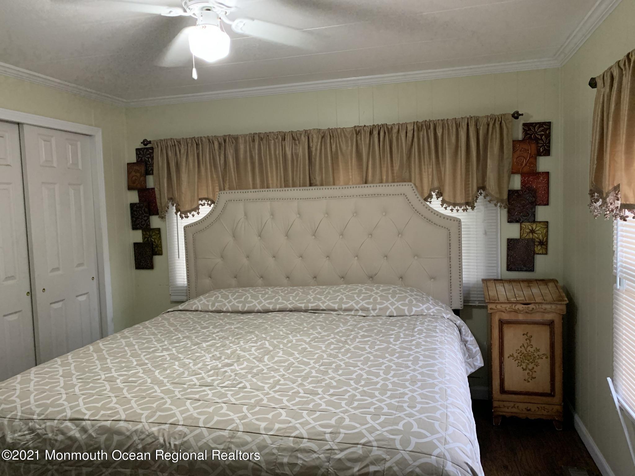 17 Southwind Circle Jackson, NJ 08527 - Photo 11 of 24 IMG_4808