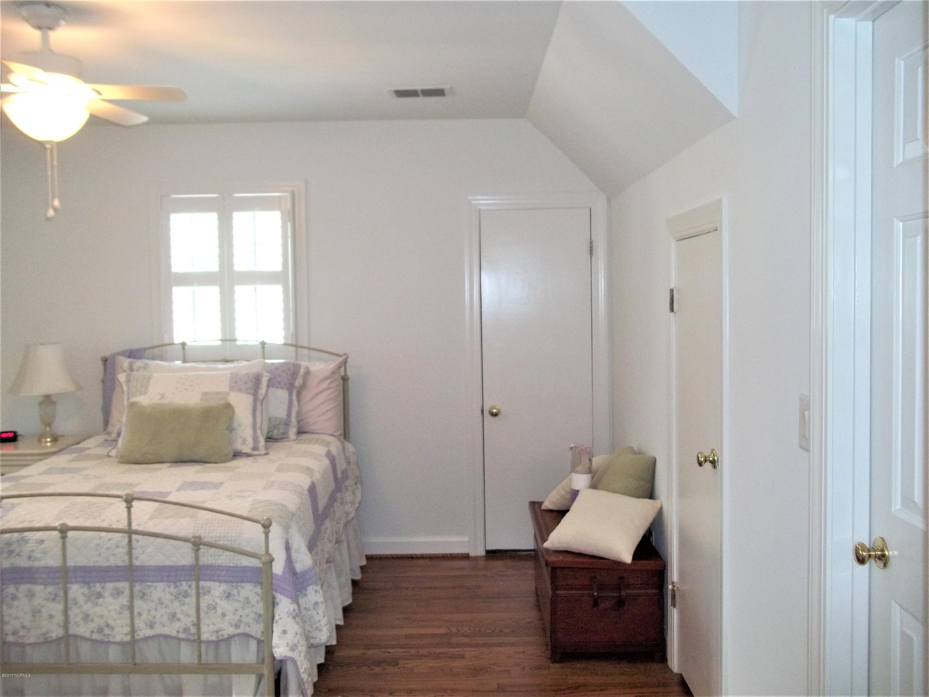 75 River Acres Road Washington, NC 27889 - Photo 30 of 39 Bedroom