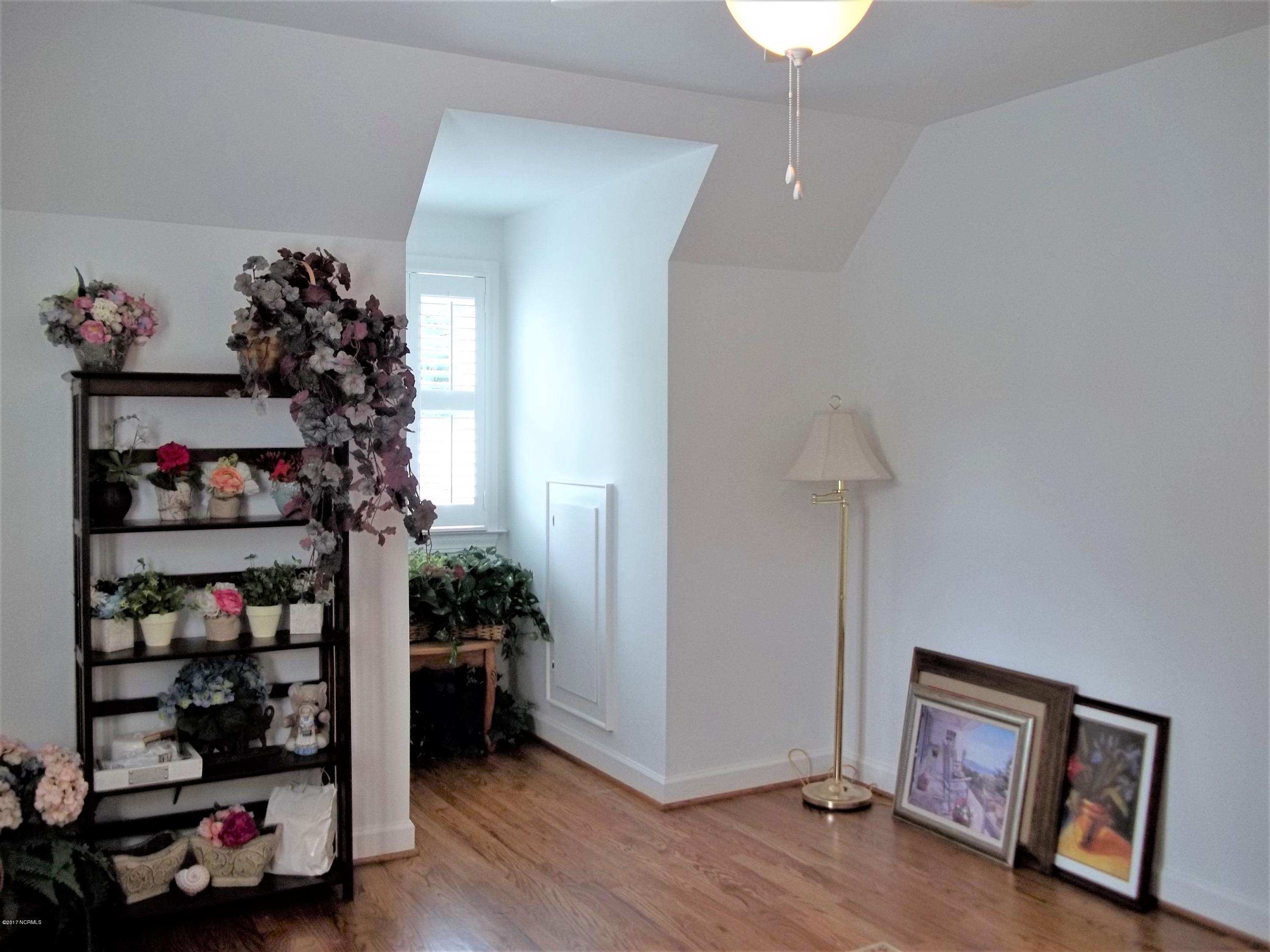 75 River Acres Road Washington, NC 27889 - Photo 32 of 39 Bedroom