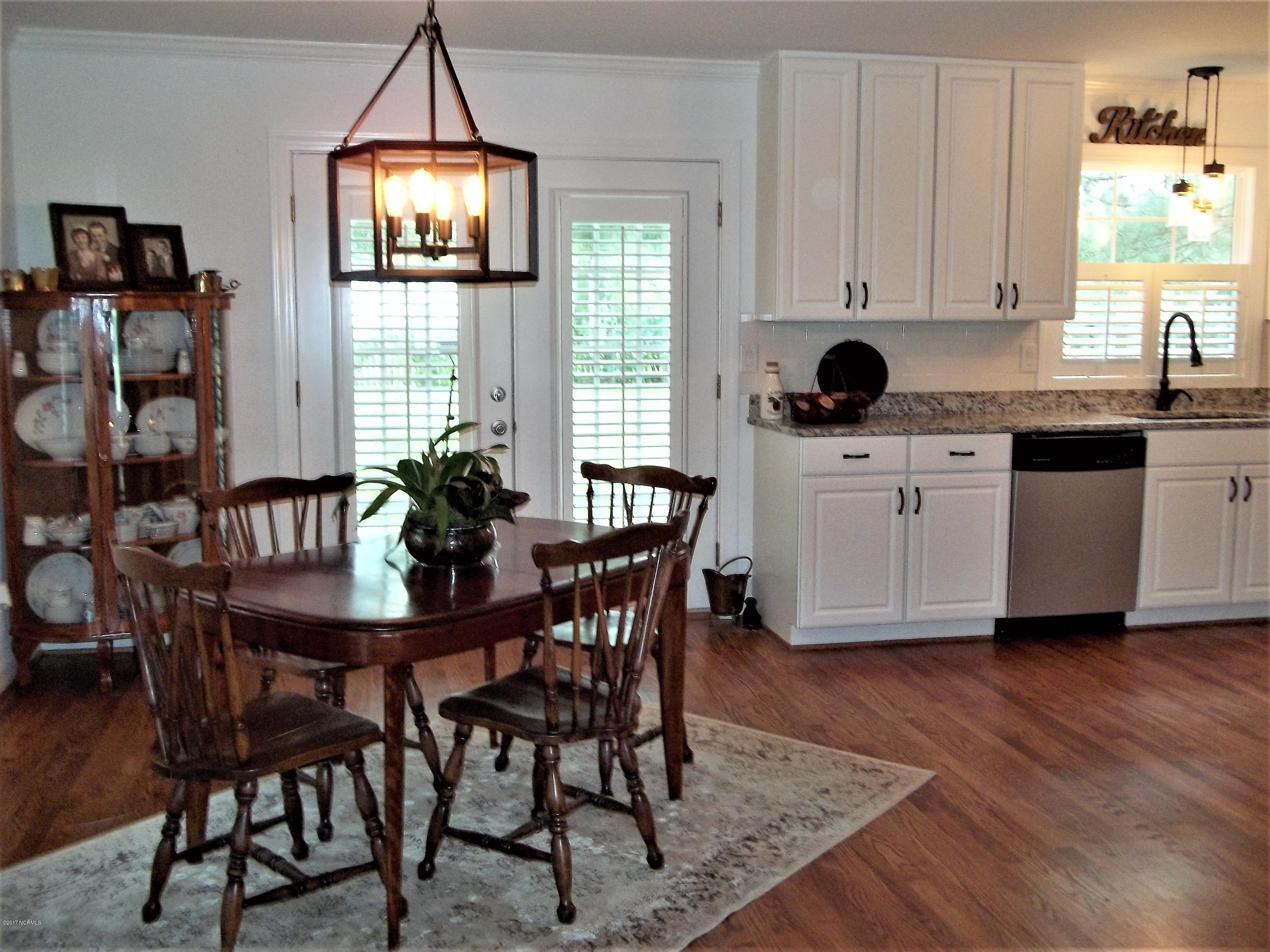 75 River Acres Road Washington, NC 27889 - Photo 10 of 39 Nice and Open