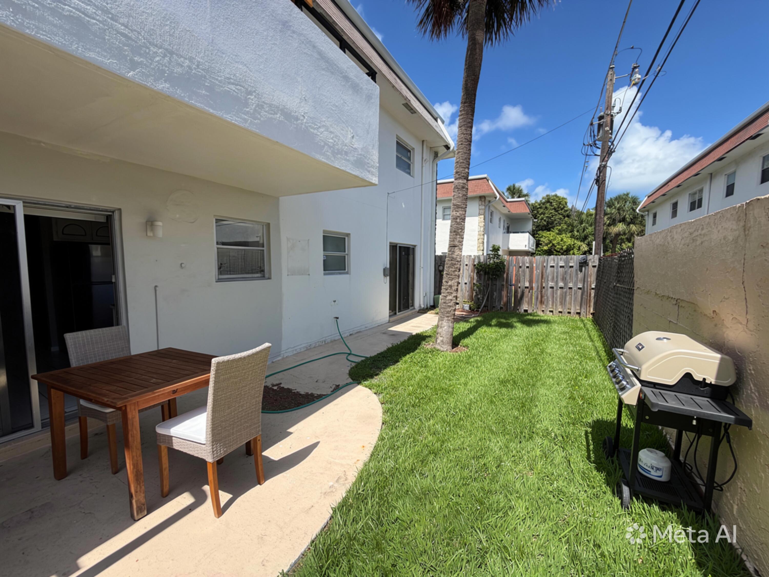 320 Southwest 1st Street Pompano Beach, FL 33060 - Photo 24 of 24 AQPmClIfmLhRTRvDYdn_1v1dOypB78KgukhxJa6-
